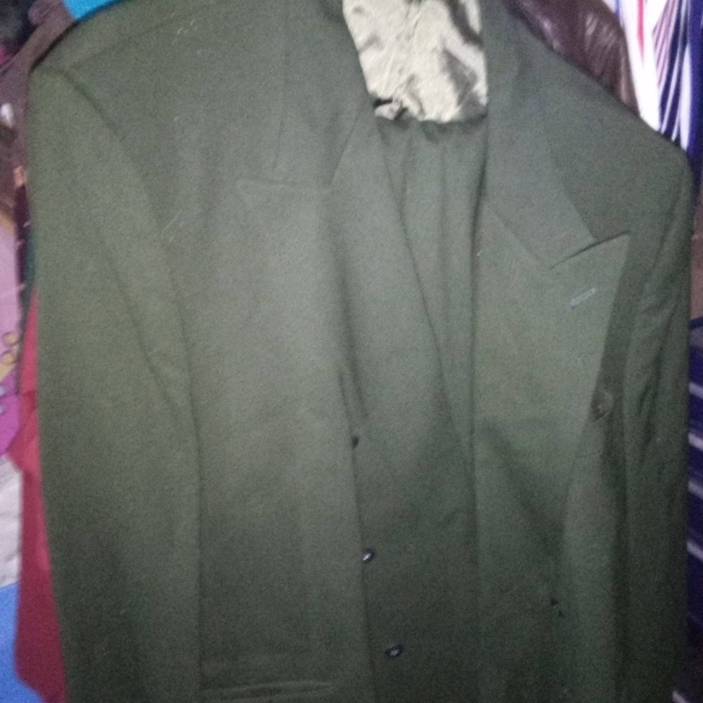 Mens olive gr. gaberdine wool double breasted suit